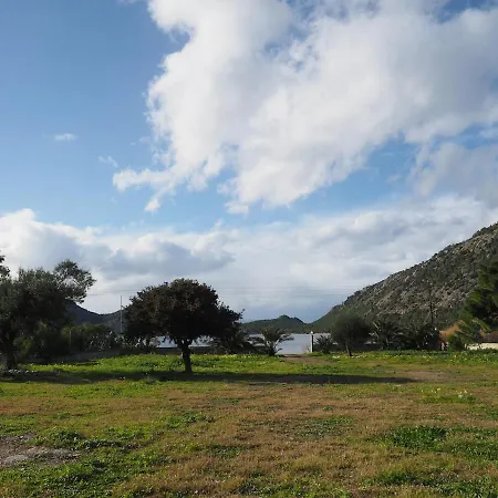 The Lakehouse بحيرة فولياغميني