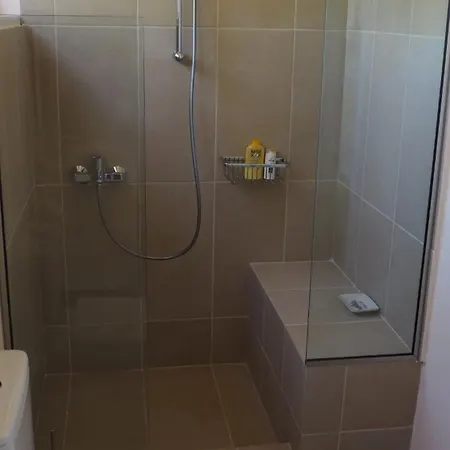 The Lakehouse فيلة بحيرة فولياغميني