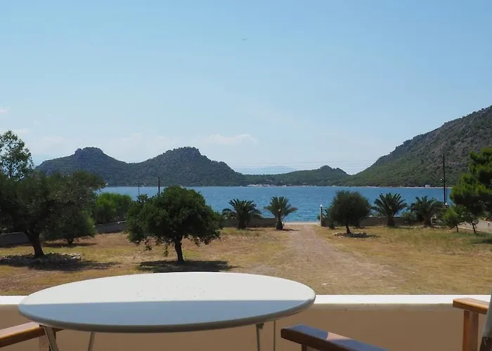 Βίλα The Lakehouse Λίμνη Βουλιαγμάνης