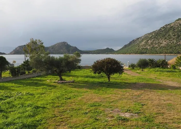 The Lakehouse Βίλα Λίμνη Βουλιαγμάνης