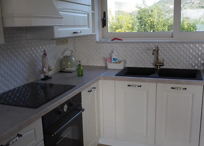 The Lakehouse Λίμνη Βουλιαγμάνης