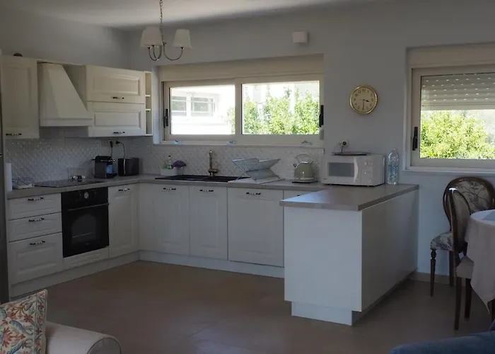 The Lakehouse Λίμνη Βουλιαγμάνης