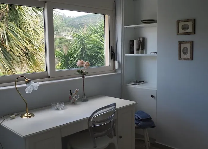 Villa The Lakehouse Limni Vouliagmenis